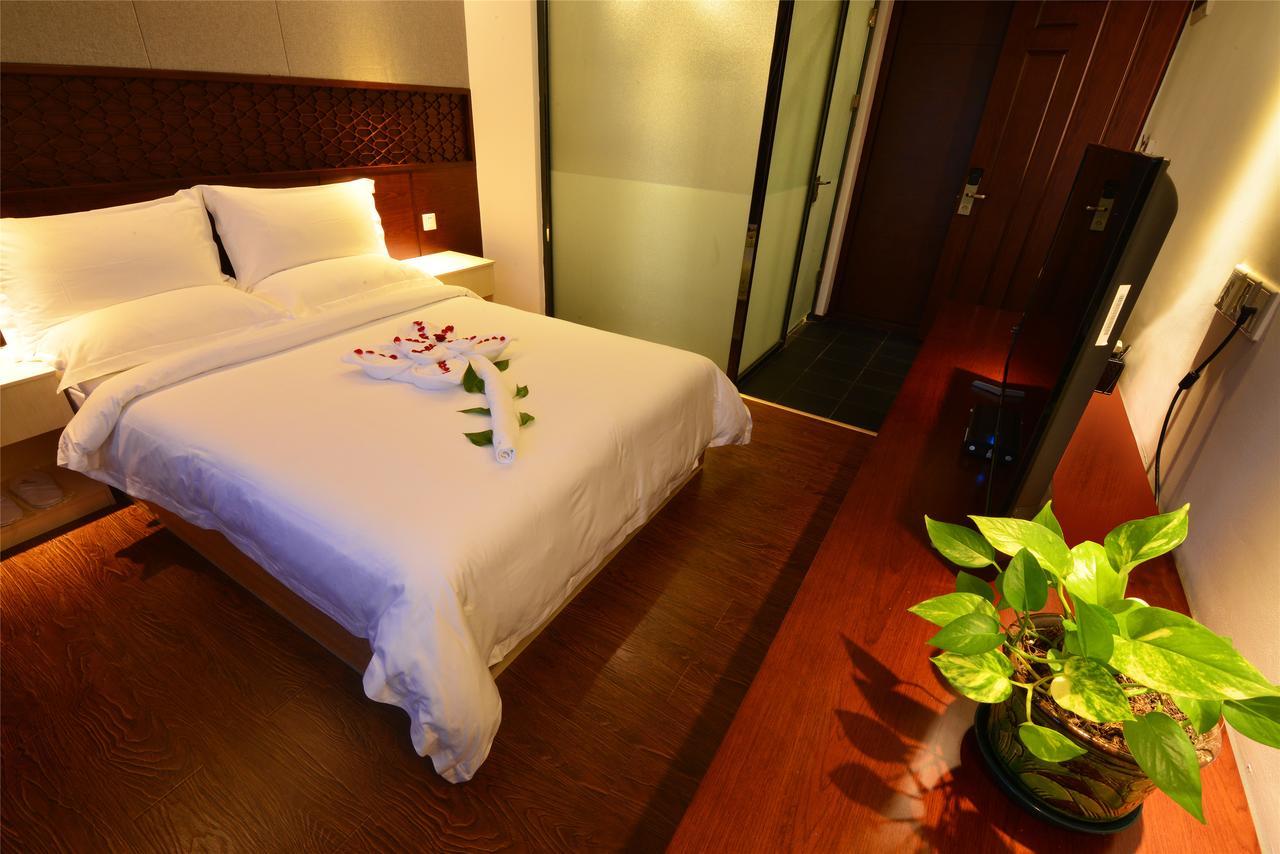 Royal Holiday Hotel Yangon Ngoại thất bức ảnh